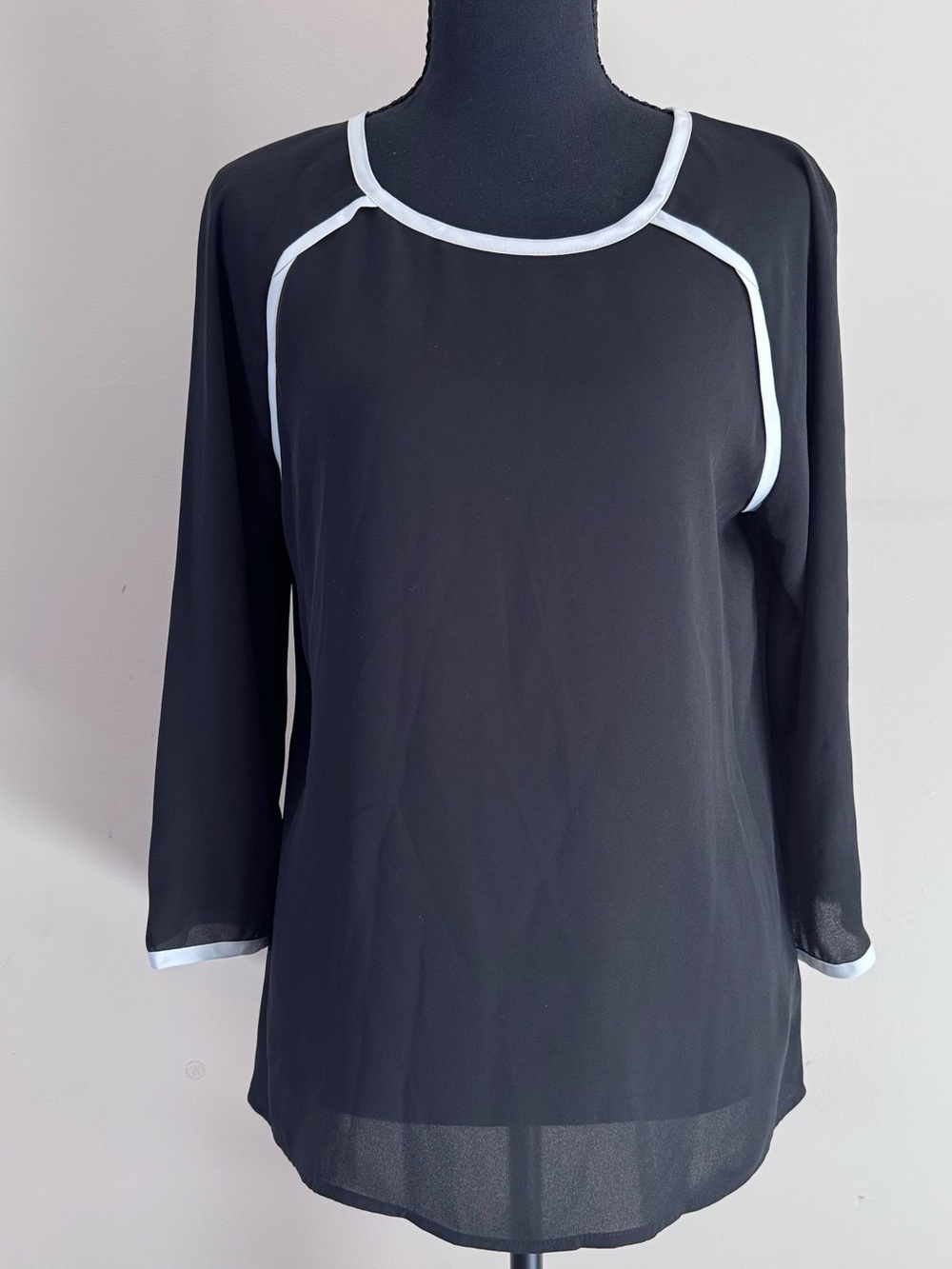 BUNDLE OF TWO Mossimo + LOFT Black Long Sleeve Top + Purple Sleeveless Top
